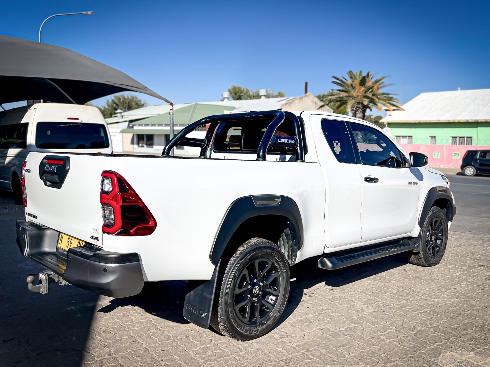 2024 Toyota Hilux photo 4