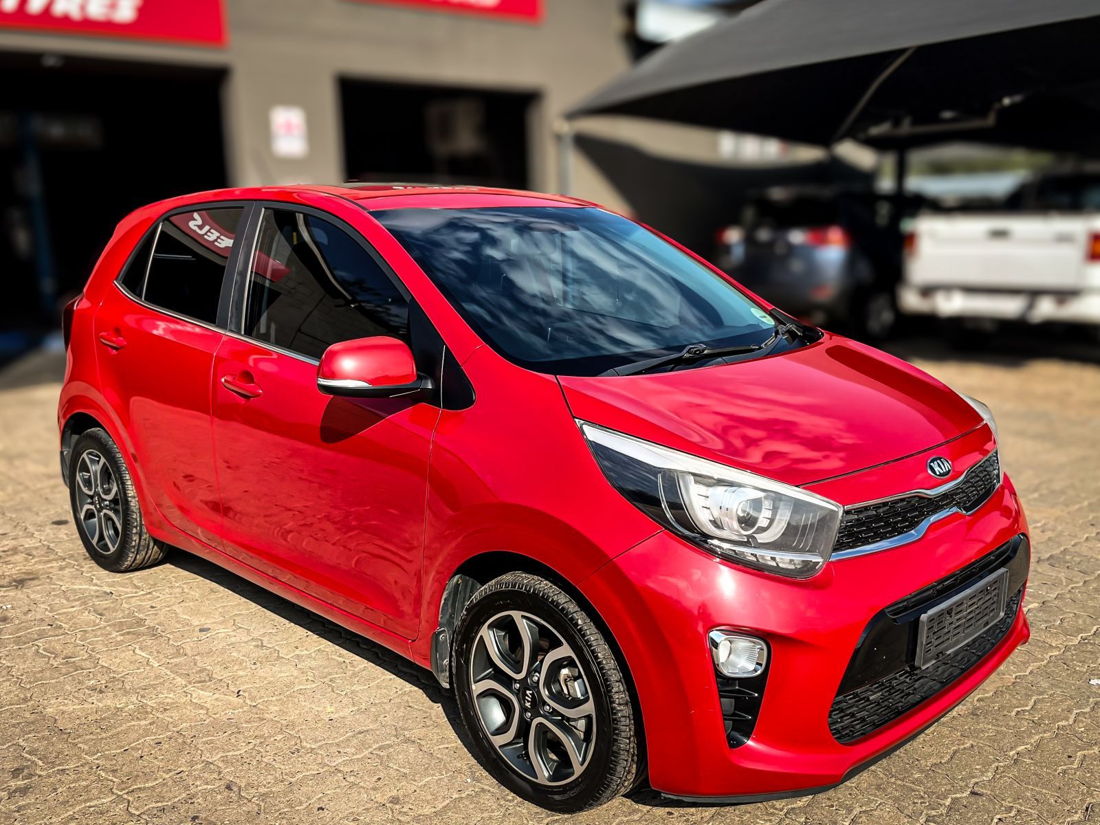 2017 Kia Picanto photo 1