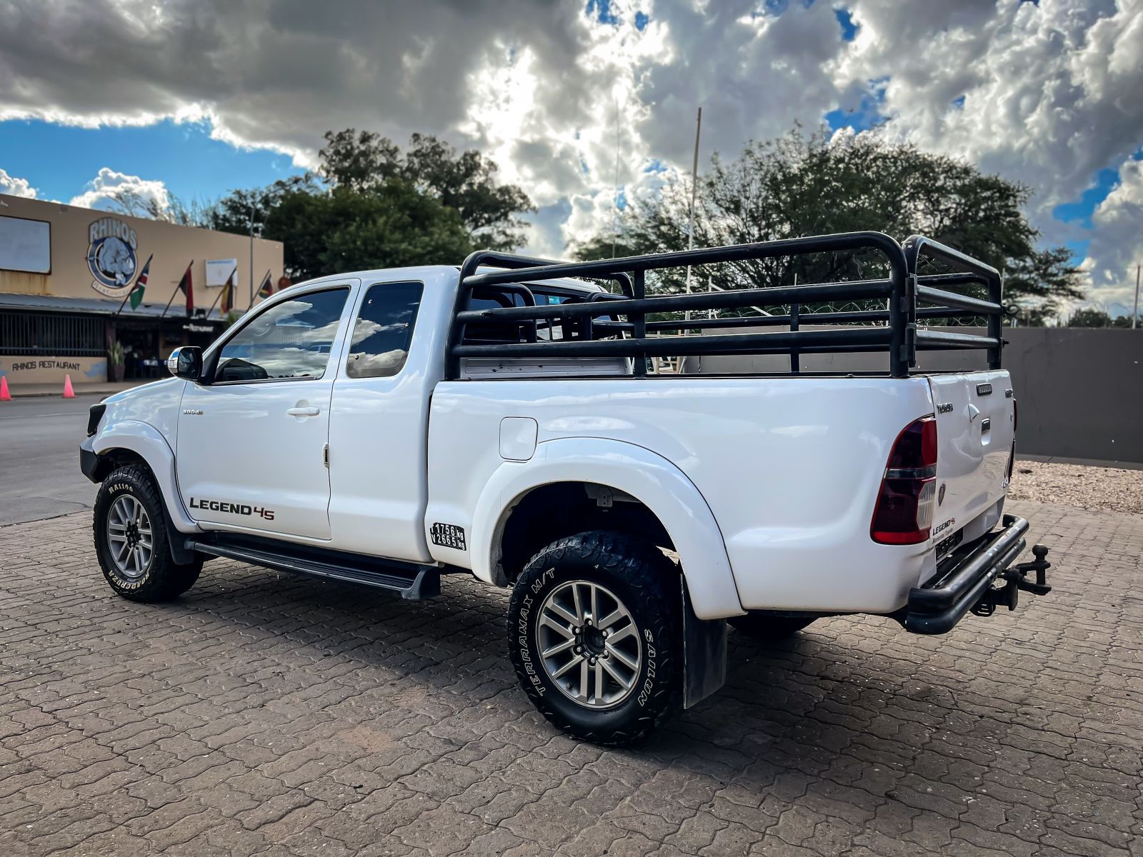 2015 Toyota Hilux photo 5