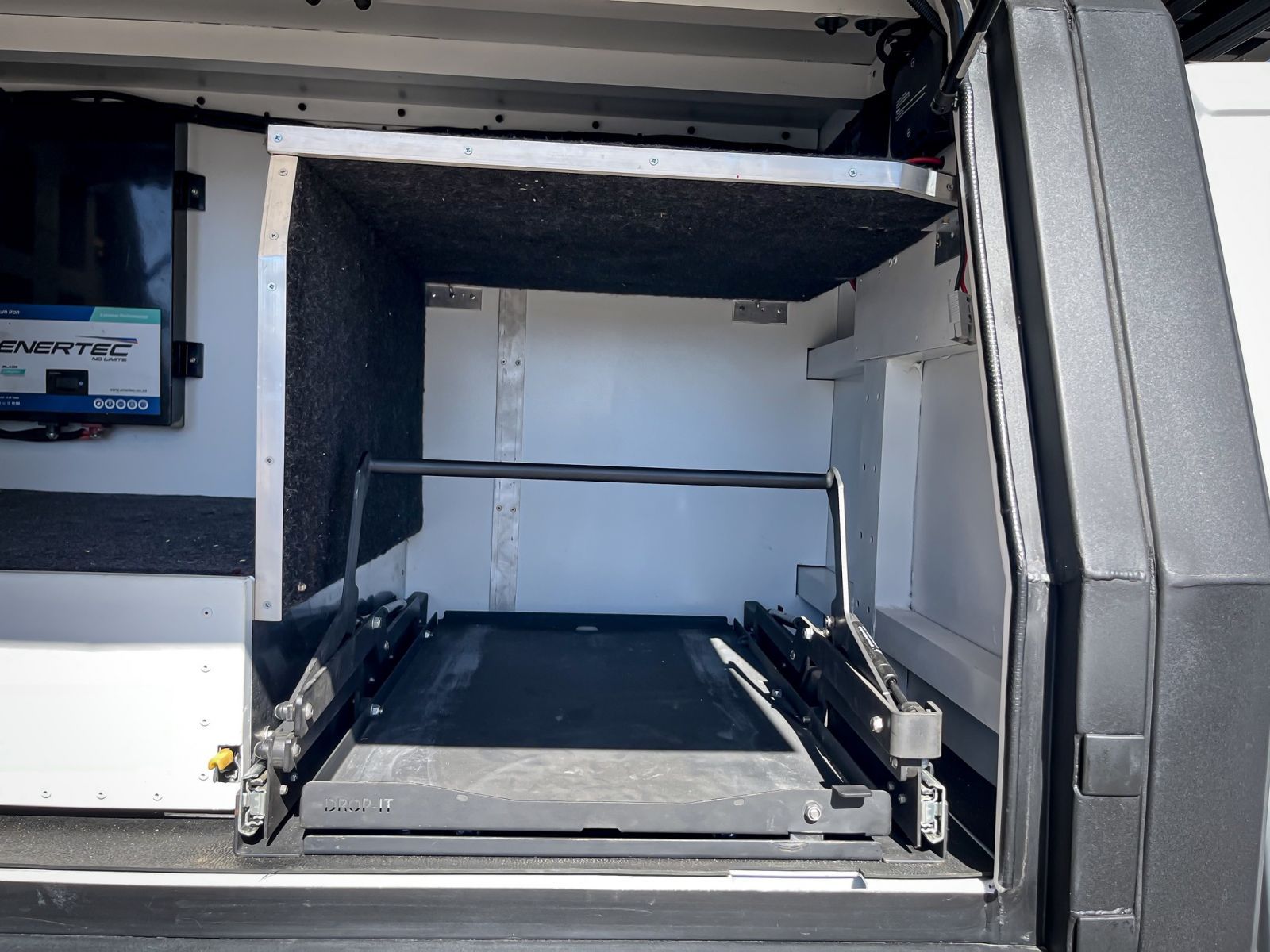 2020 Nissan 2020 NISSAN PATROL CAMPER 5.6 V8 Y62 photo 16