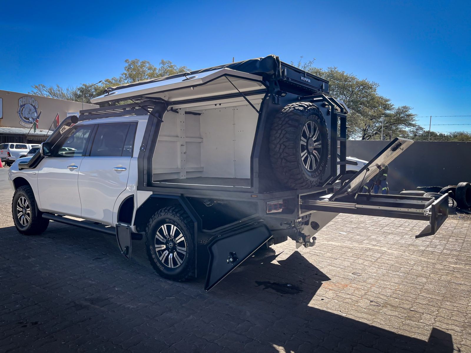2020 Nissan 2020 NISSAN PATROL CAMPER 5.6 V8 Y62 photo 7