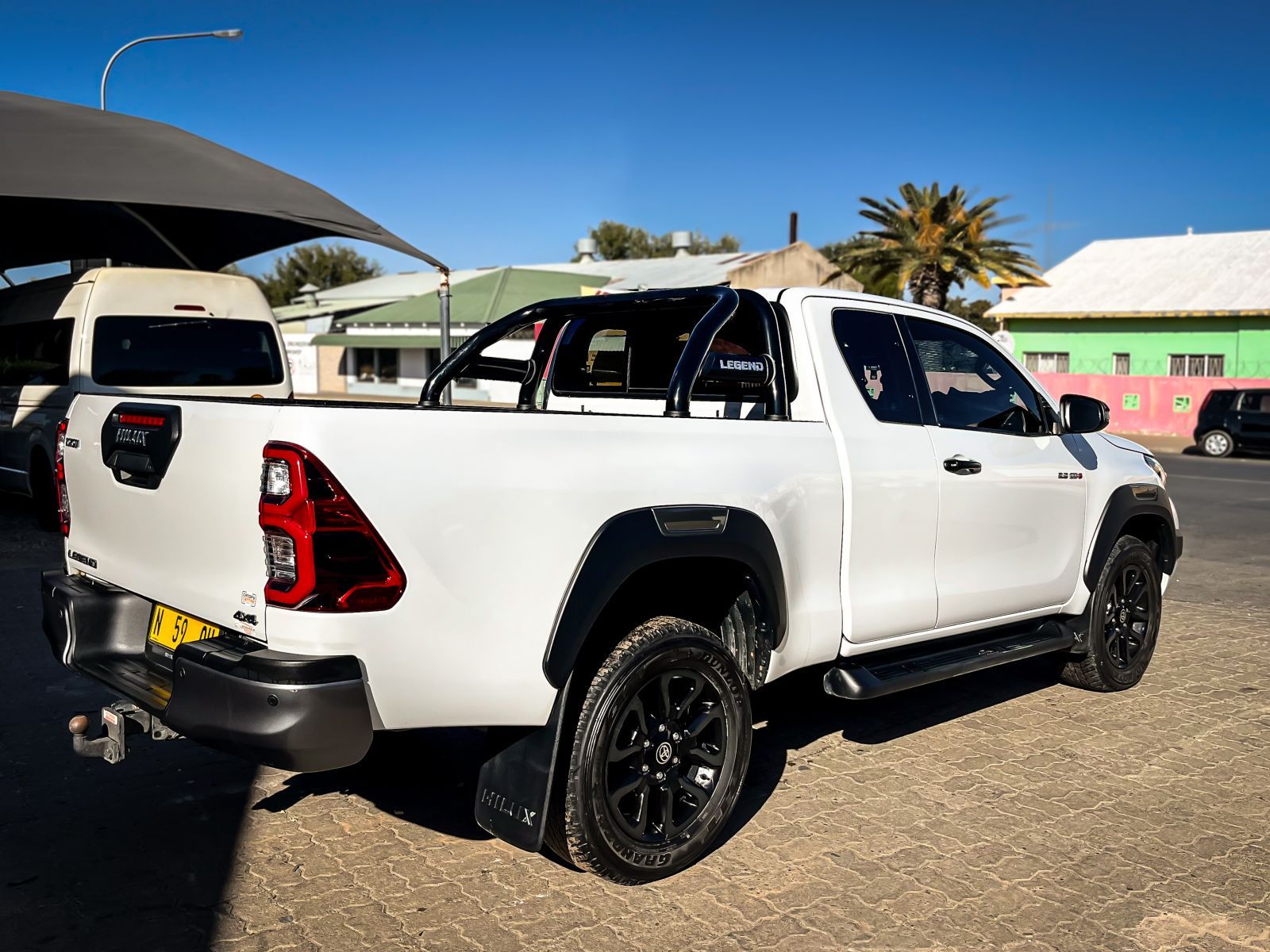 2024 Toyota Hilux photo 4