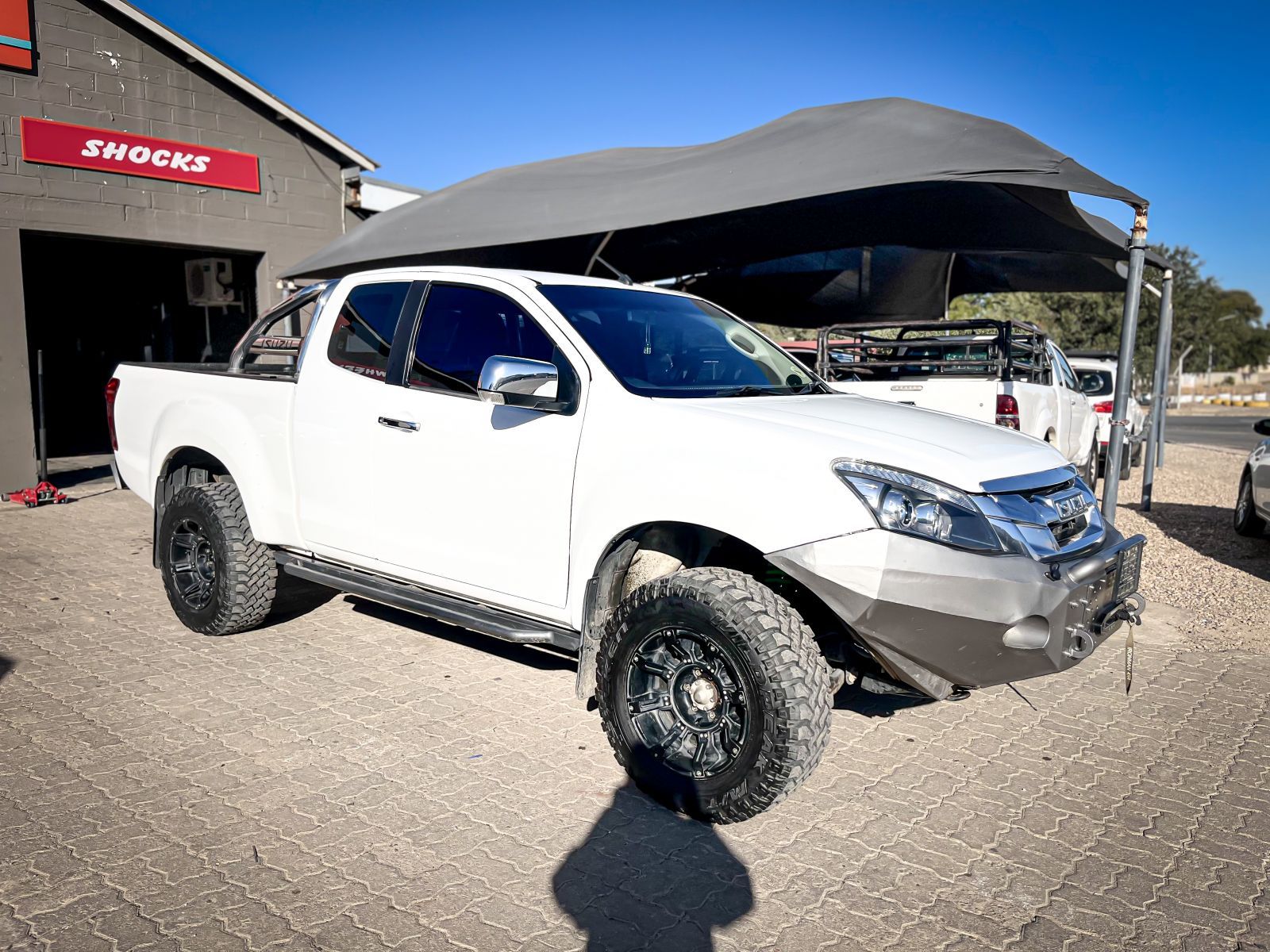 2015 Isuzu KB Series photo 1