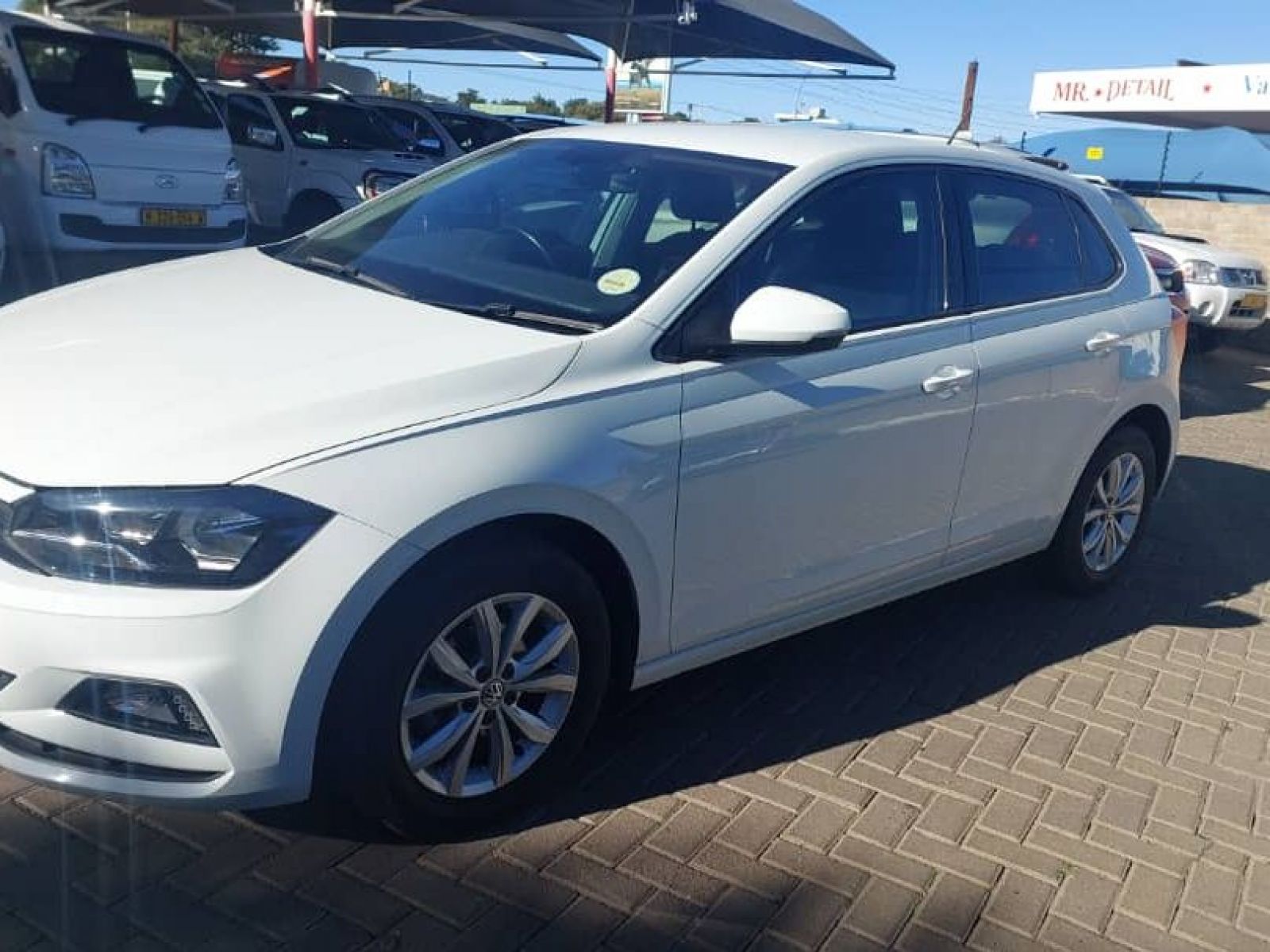 2019 Volkswagen Polo photo 1