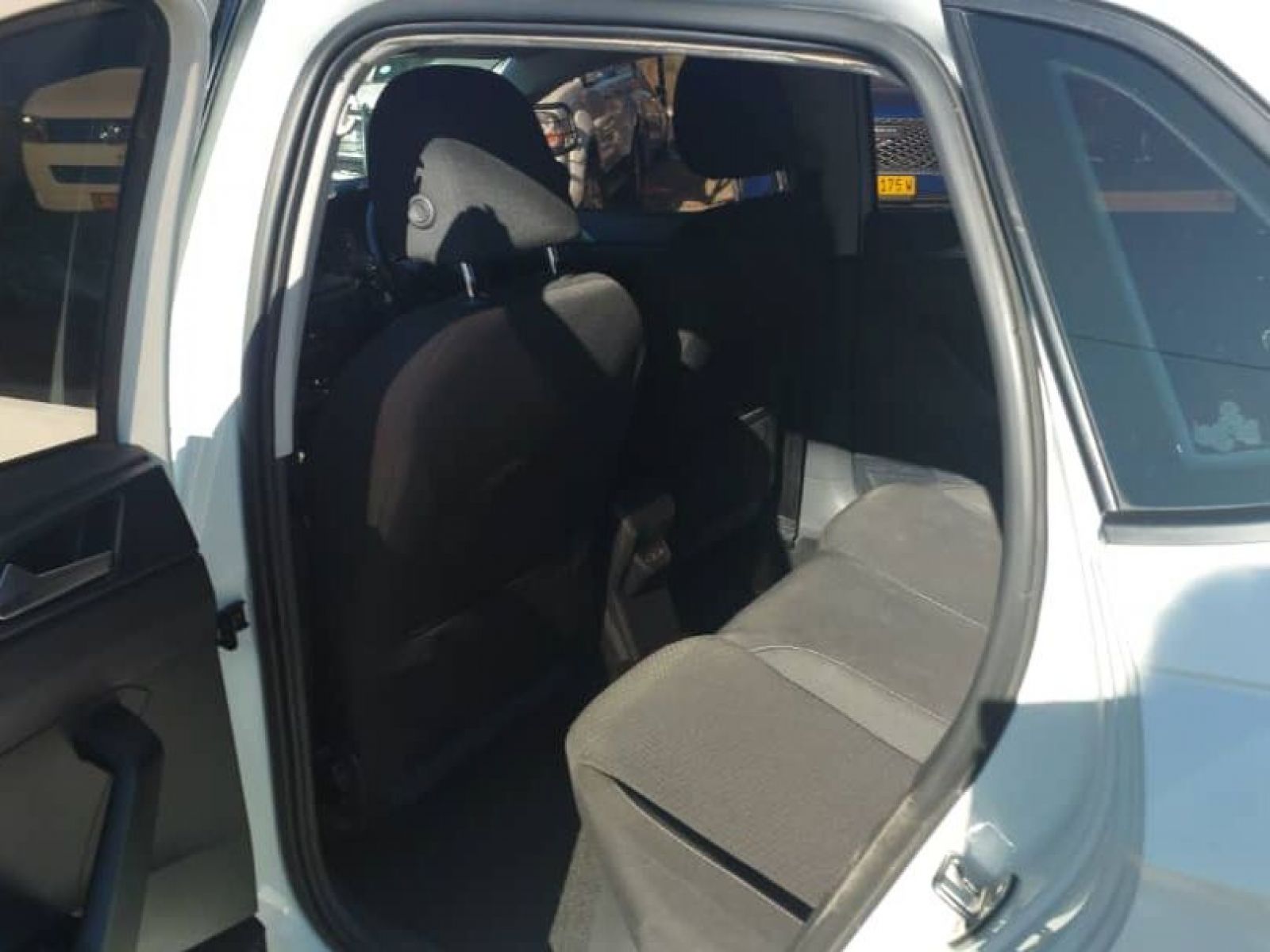 2019 Volkswagen Polo photo 3