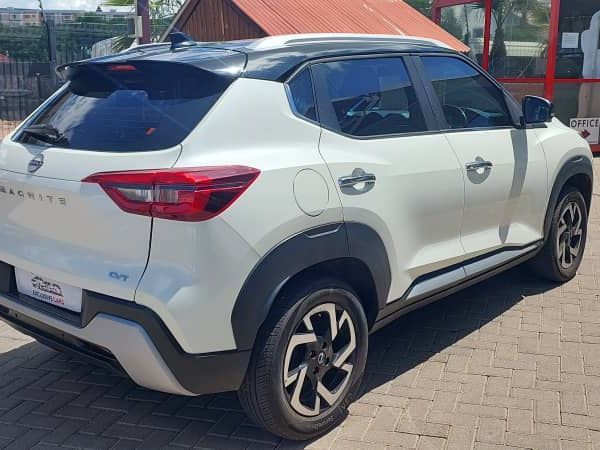 2022 Nissan Magnite photo 3