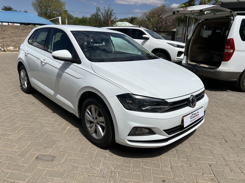 2020 Volkswagen Polo photo 1