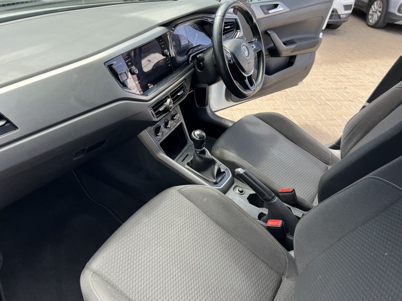 2020 Volkswagen Polo photo 13