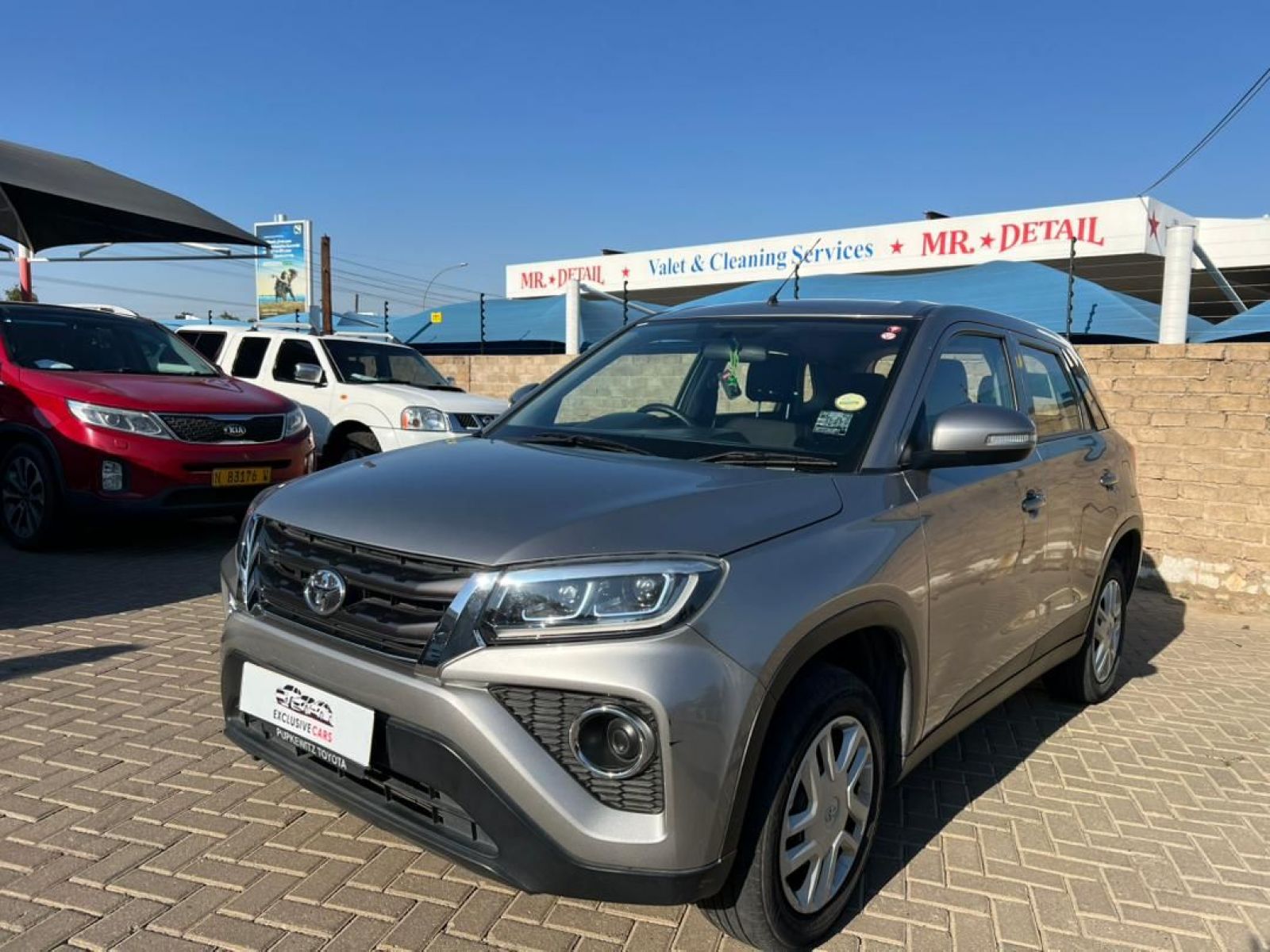 2021 Toyota Urban Cruiser photo 3