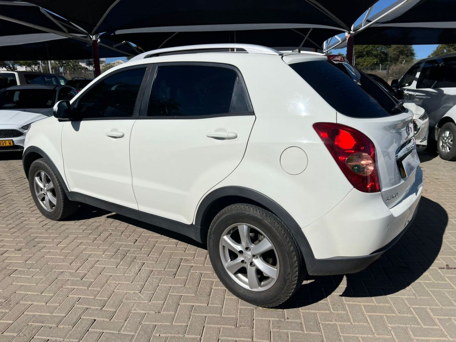 2015 Ssangyong Korando 2.0 photo 6