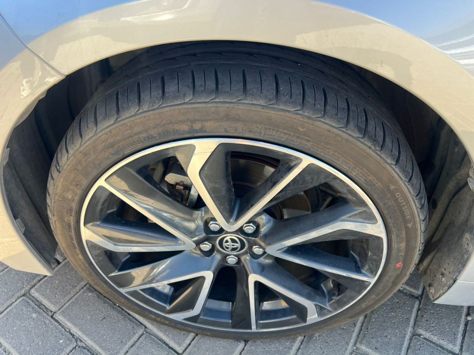 2021 Toyota Corolla photo 13
