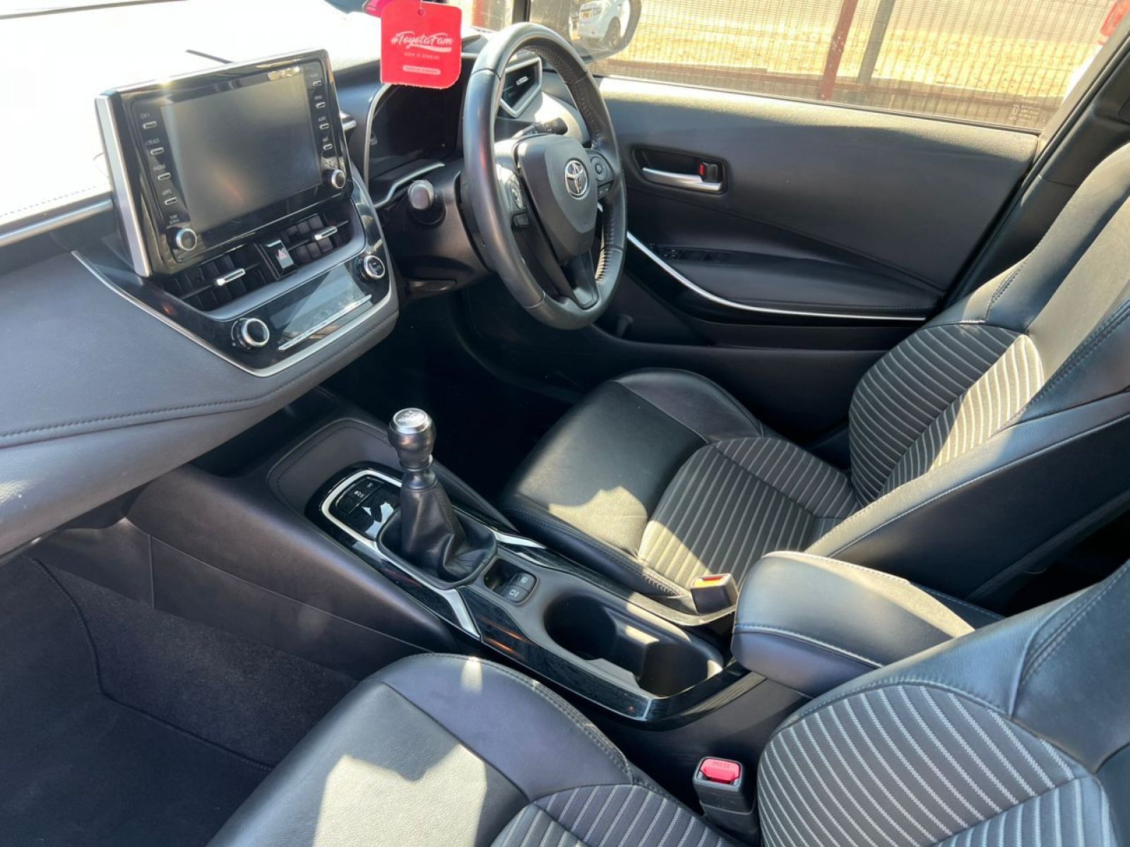 2021 Toyota Corolla photo 8