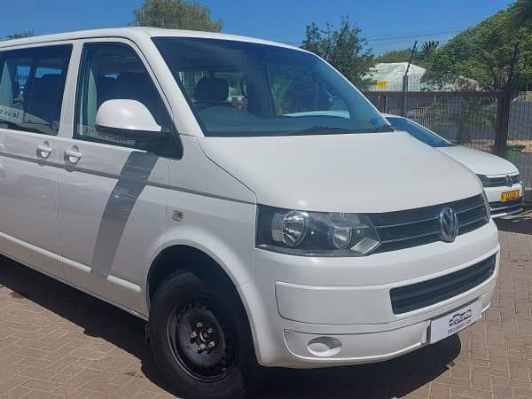 2010 Volkswagen Caravelle photo 1