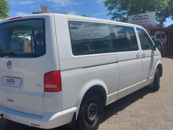 2010 Volkswagen Caravelle photo 3