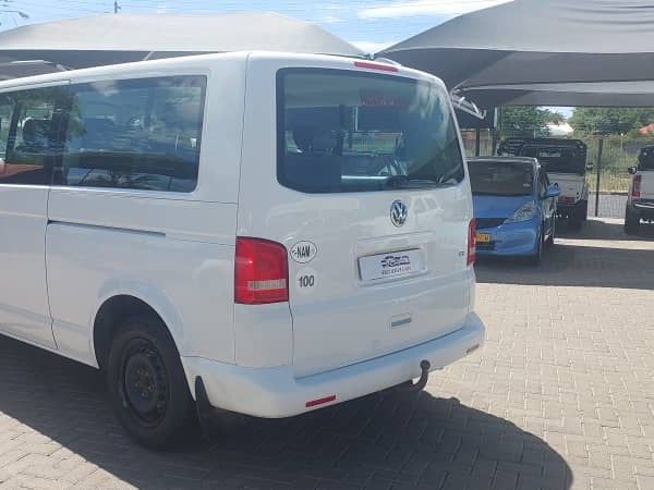 2010 Volkswagen Caravelle photo 4