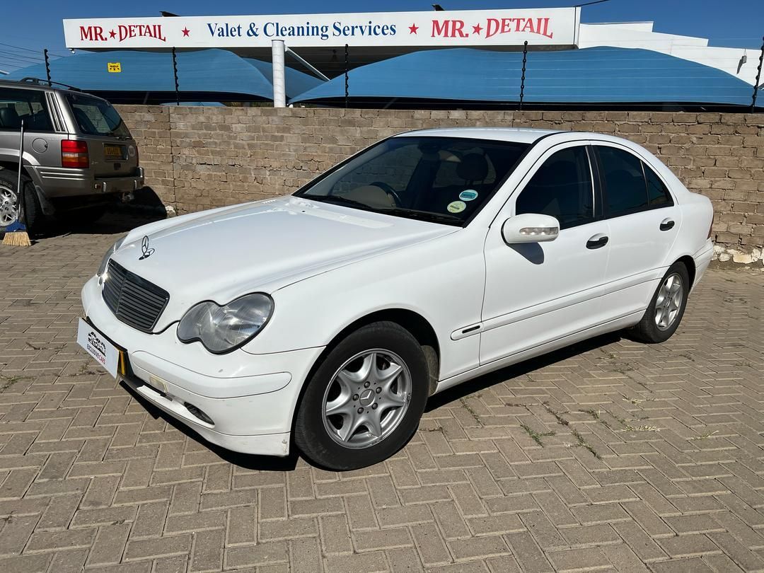 2001 Mercedes-Benz C Class photo 3