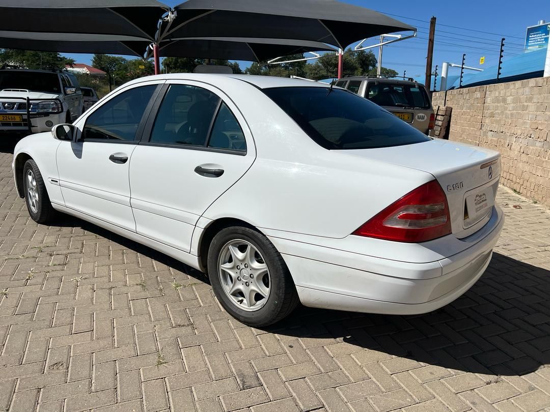 2001 Mercedes-Benz C Class photo 6
