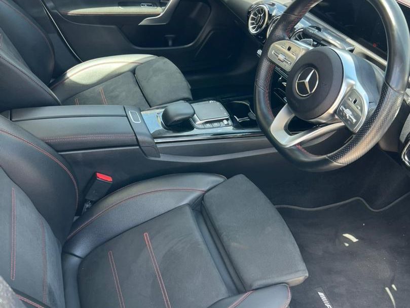 2021 Mercedes-Benz CLA Class photo 8