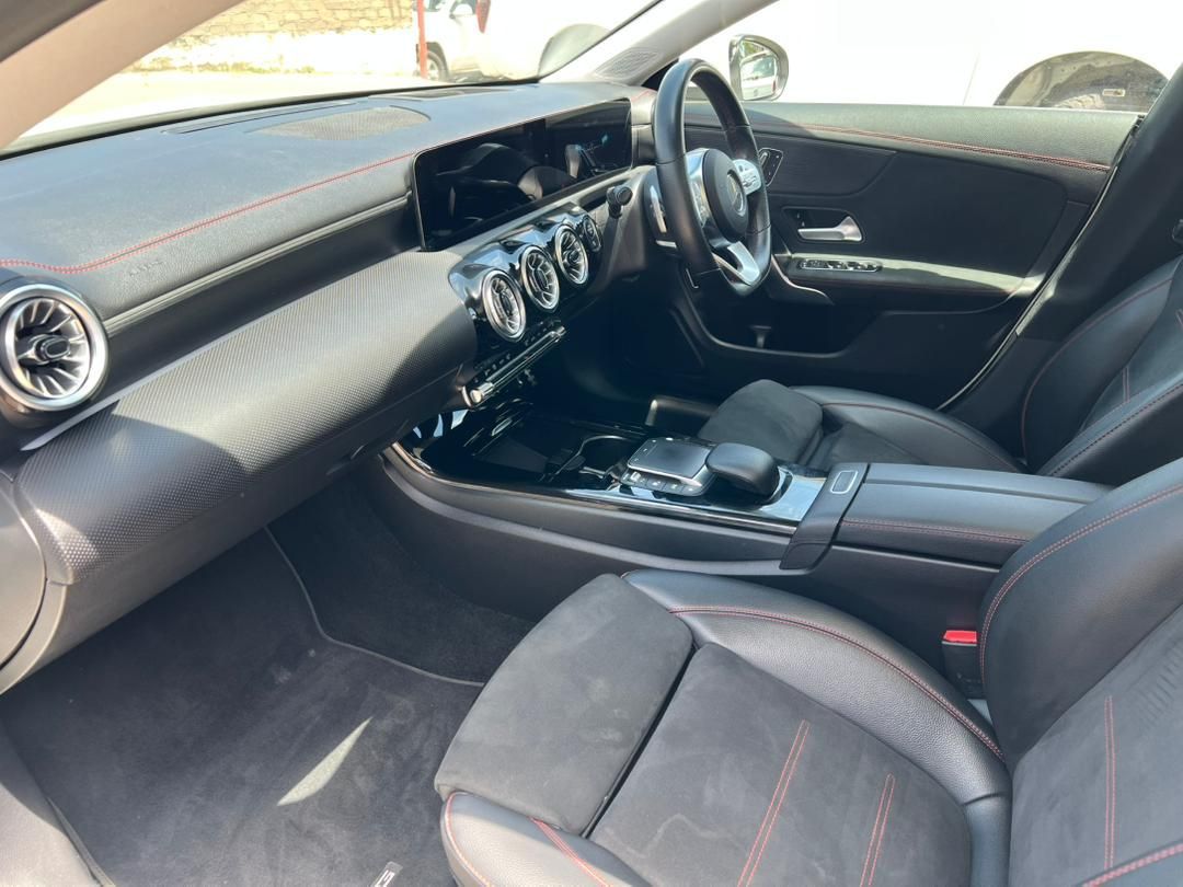 2021 Mercedes-Benz CLA Class photo 9