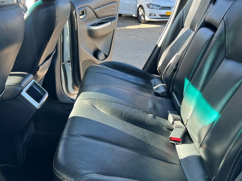 2021 Mitsubishi Triton photo 9