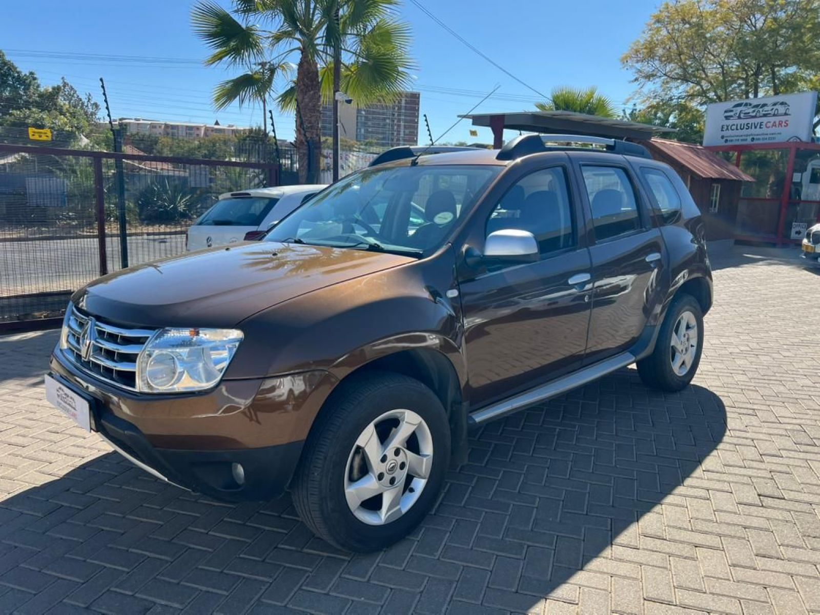 2014 Renault Duster photo 3