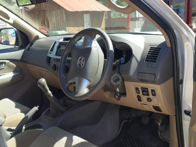 2012 Toyota Fortuner photo 5