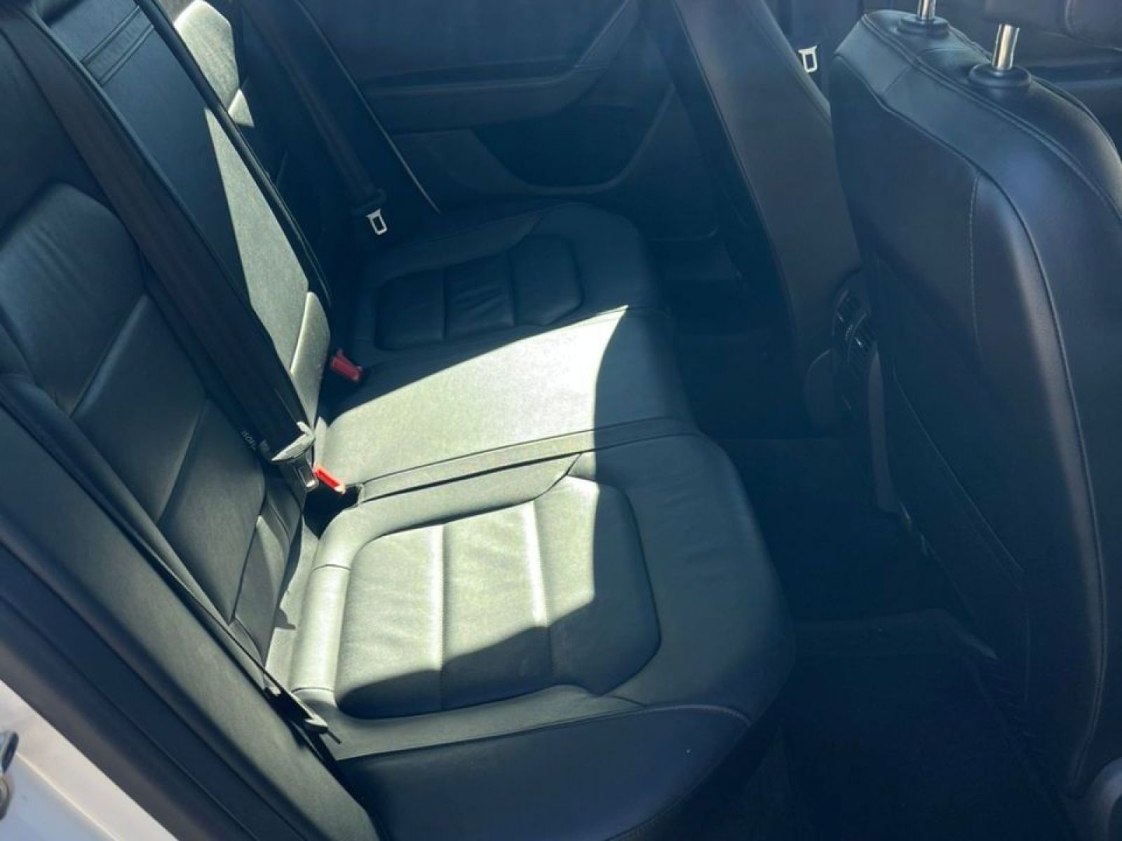 2014 Volkswagen Passat photo 8