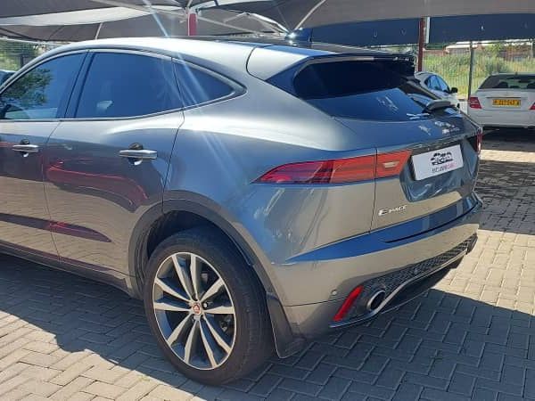 2020 Jaguar E-Pace photo 3