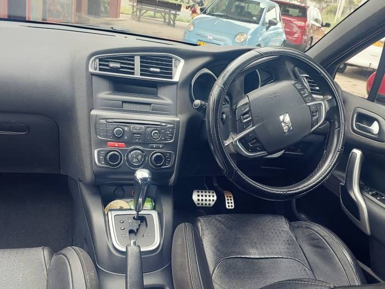 2012 Citroen DS4 photo 4