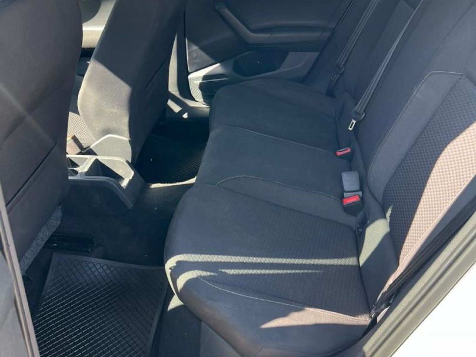 2019 Volkswagen Polo 1.0 TSI COMFORTLINE photo 9