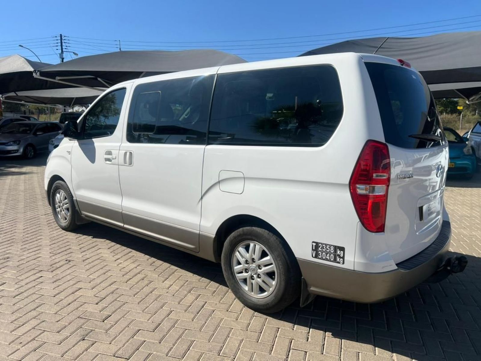 2016 Hyundai H1 photo 6