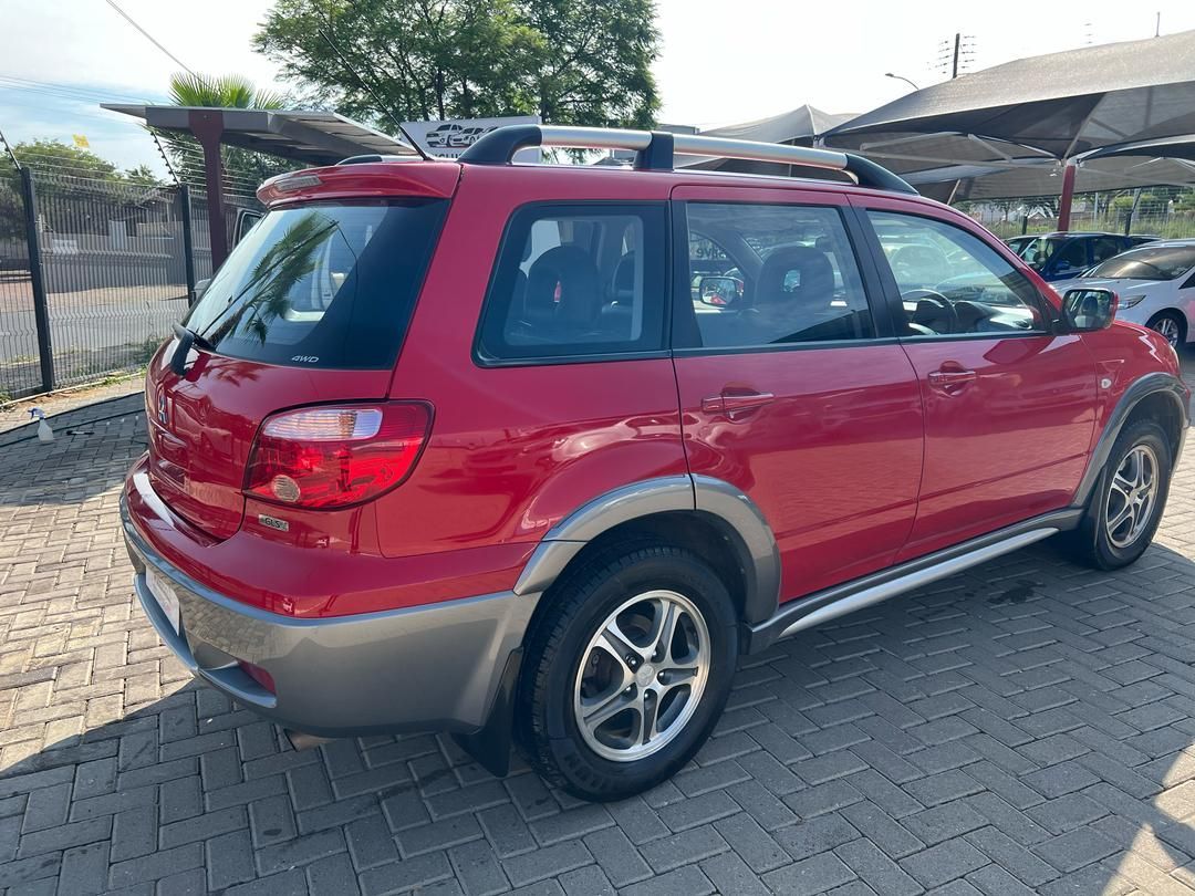 2006 Mitsubishi Outlander photo 5