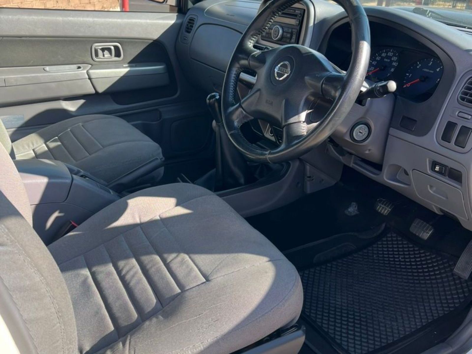 2018 Nissan NP300 photo 7