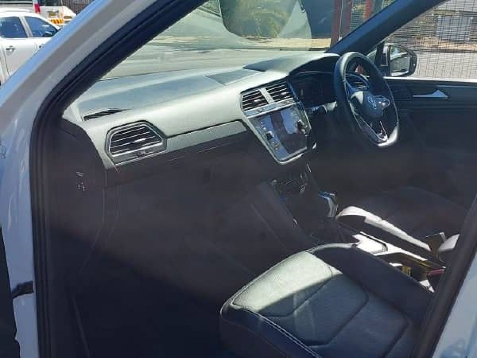 2023 Volkswagen Tiguan photo 5