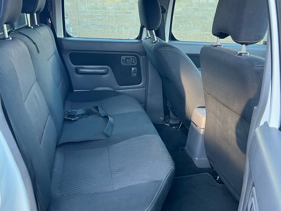 2019 Nissan NP300 photo 9