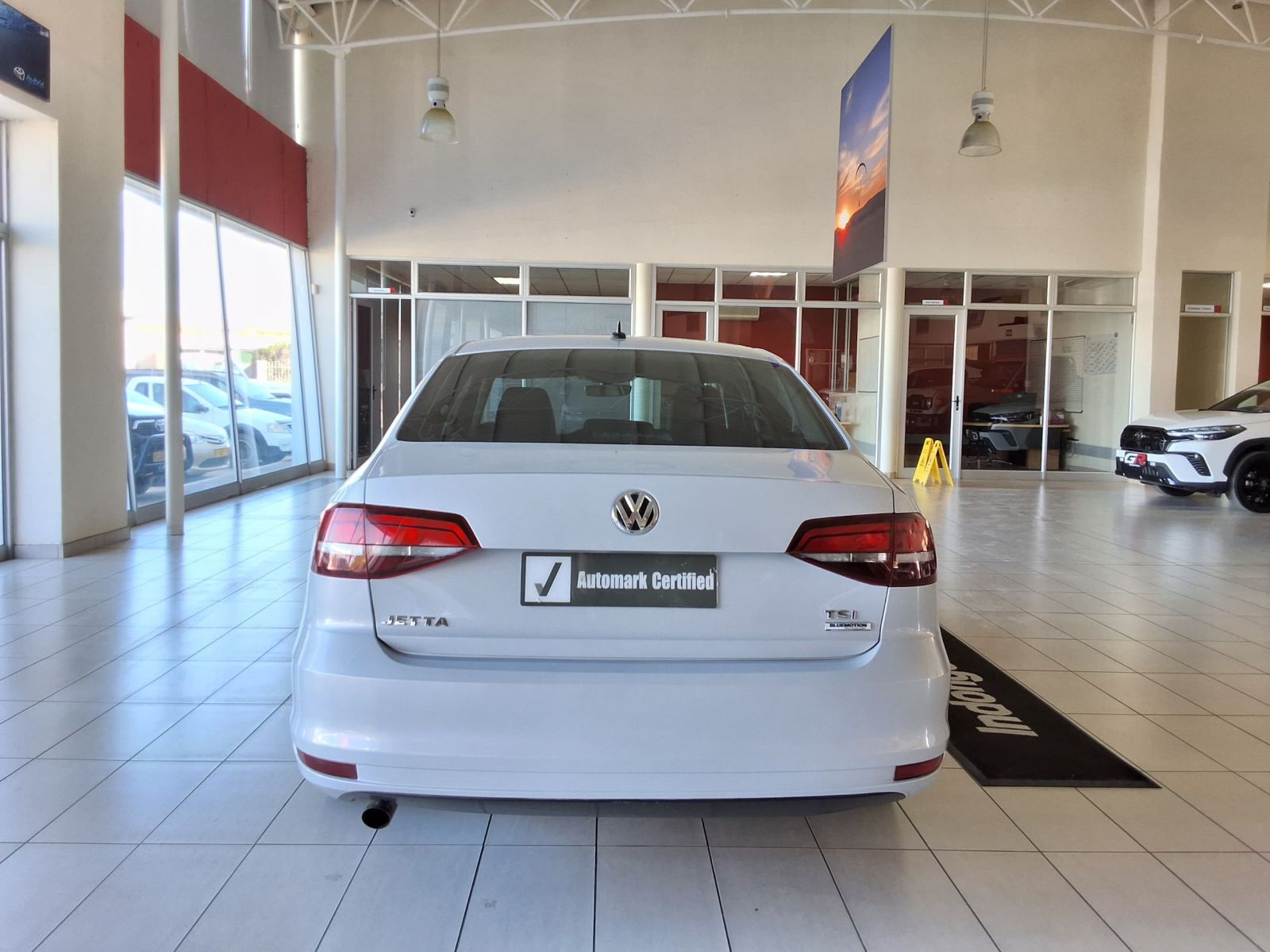 2017 Volkswagen Jetta photo 4