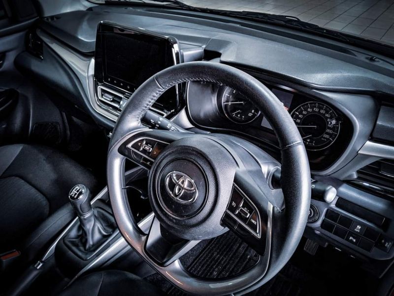 2023 Toyota Starlet photo 4