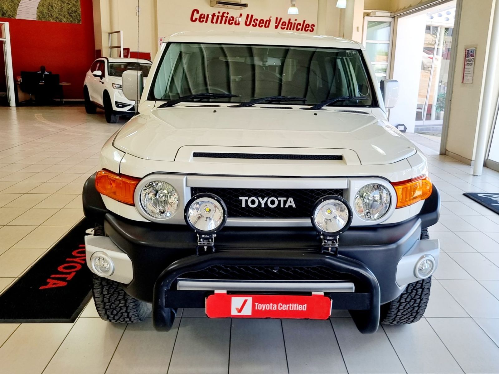 2022 Toyota FJ Cruiser photo 2