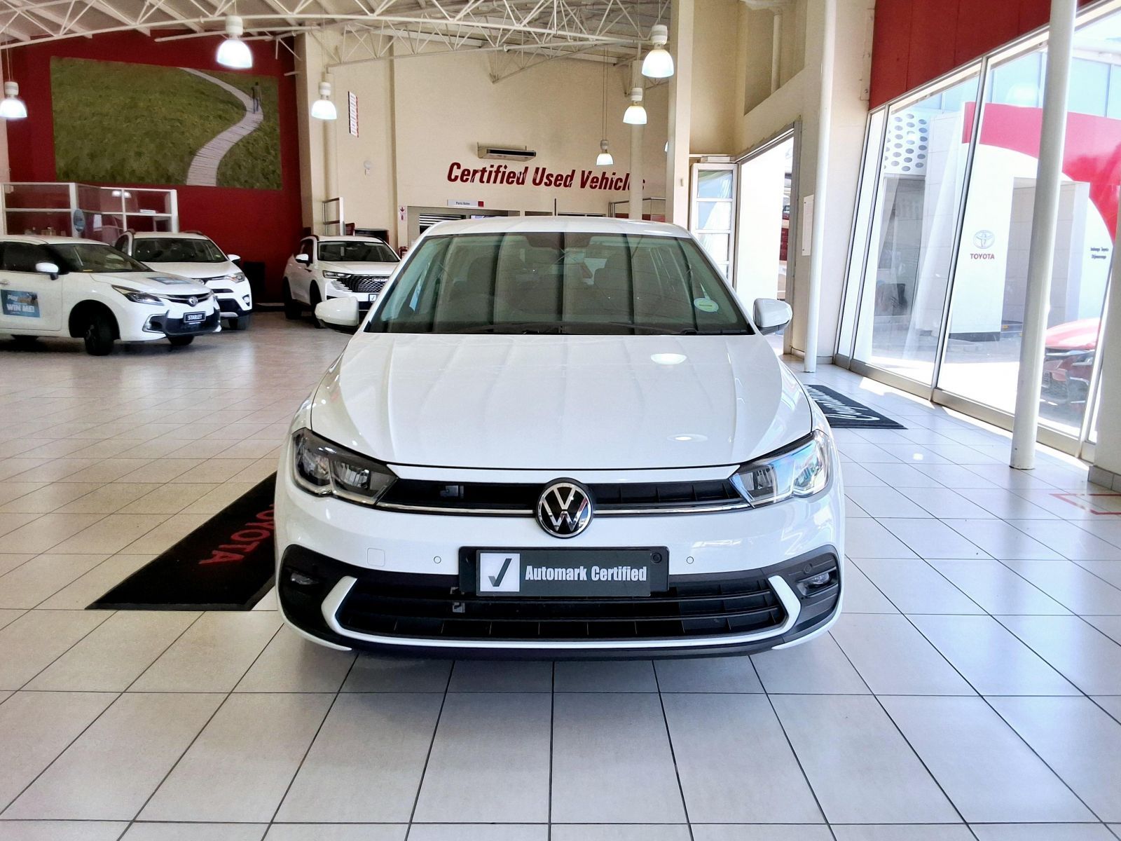 2022 Volkswagen Polo photo 2