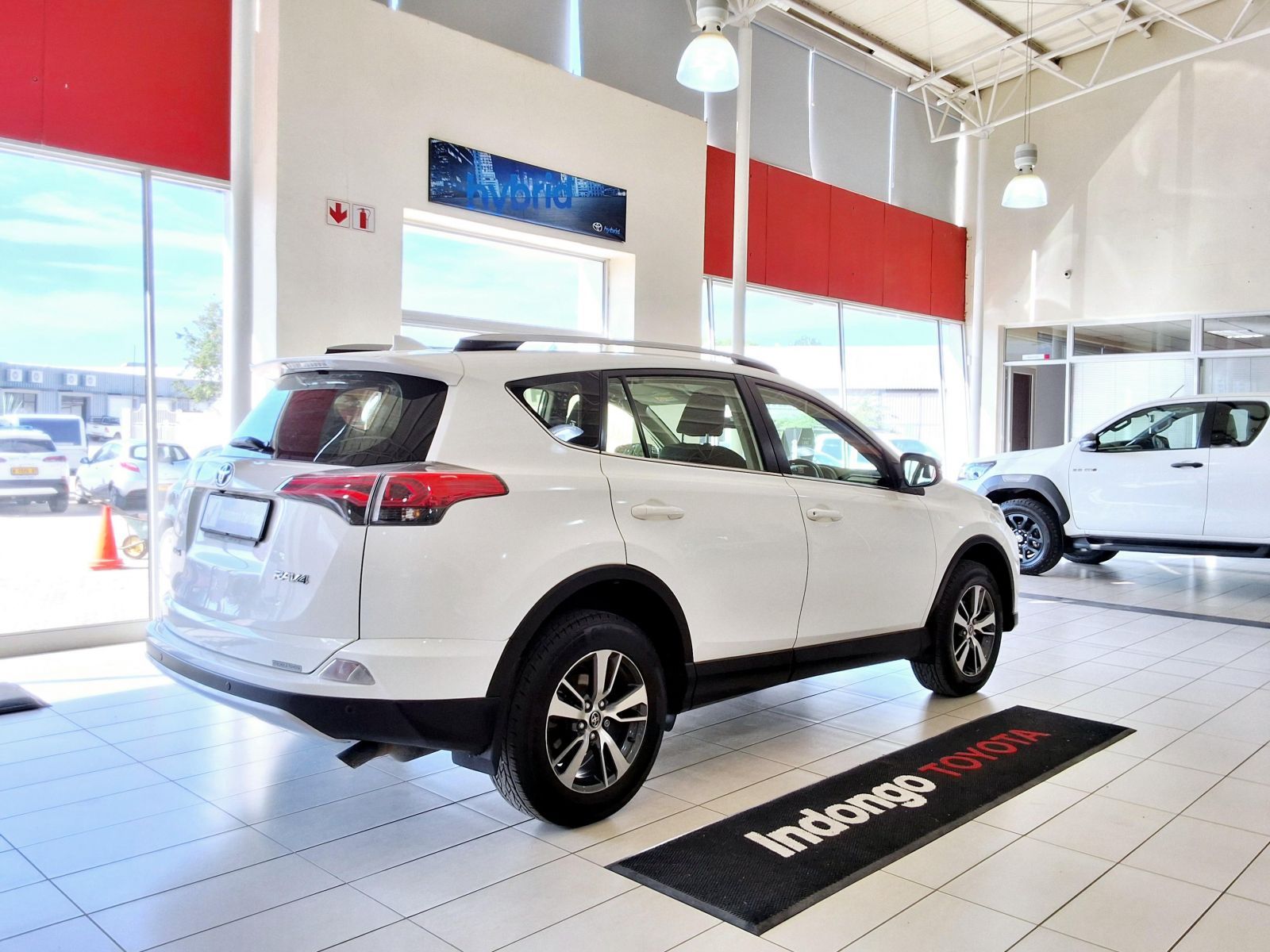 2018 Toyota Rav4 photo 4