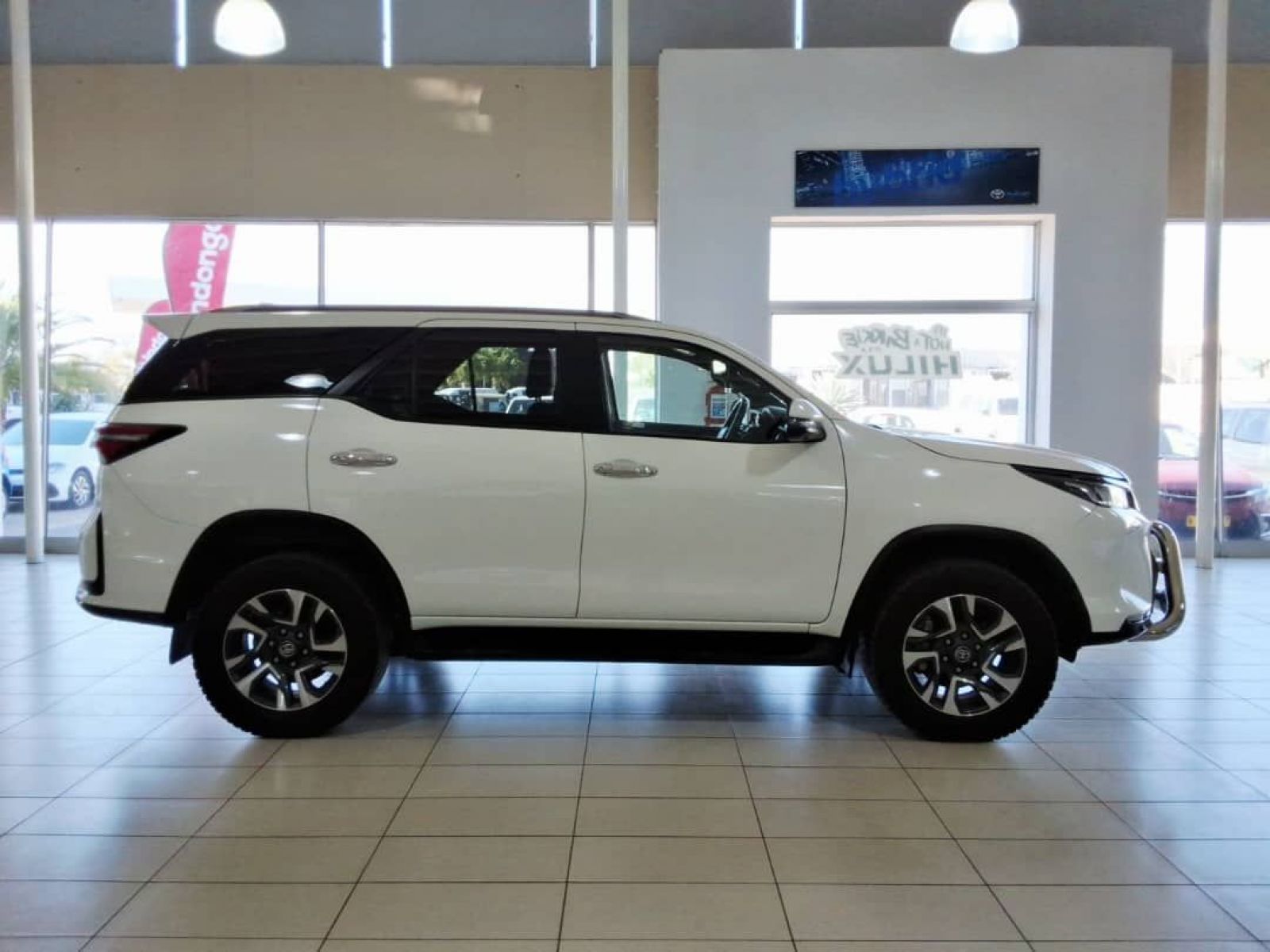 2023 Toyota Fortuner photo 3