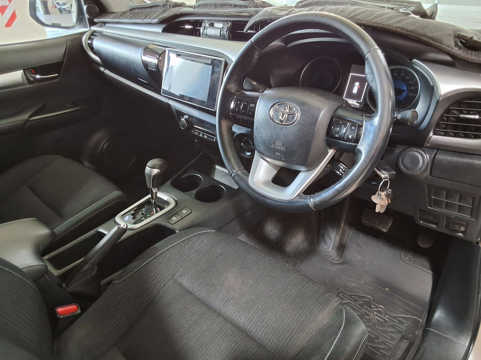 2018 Toyota Hilux photo 6