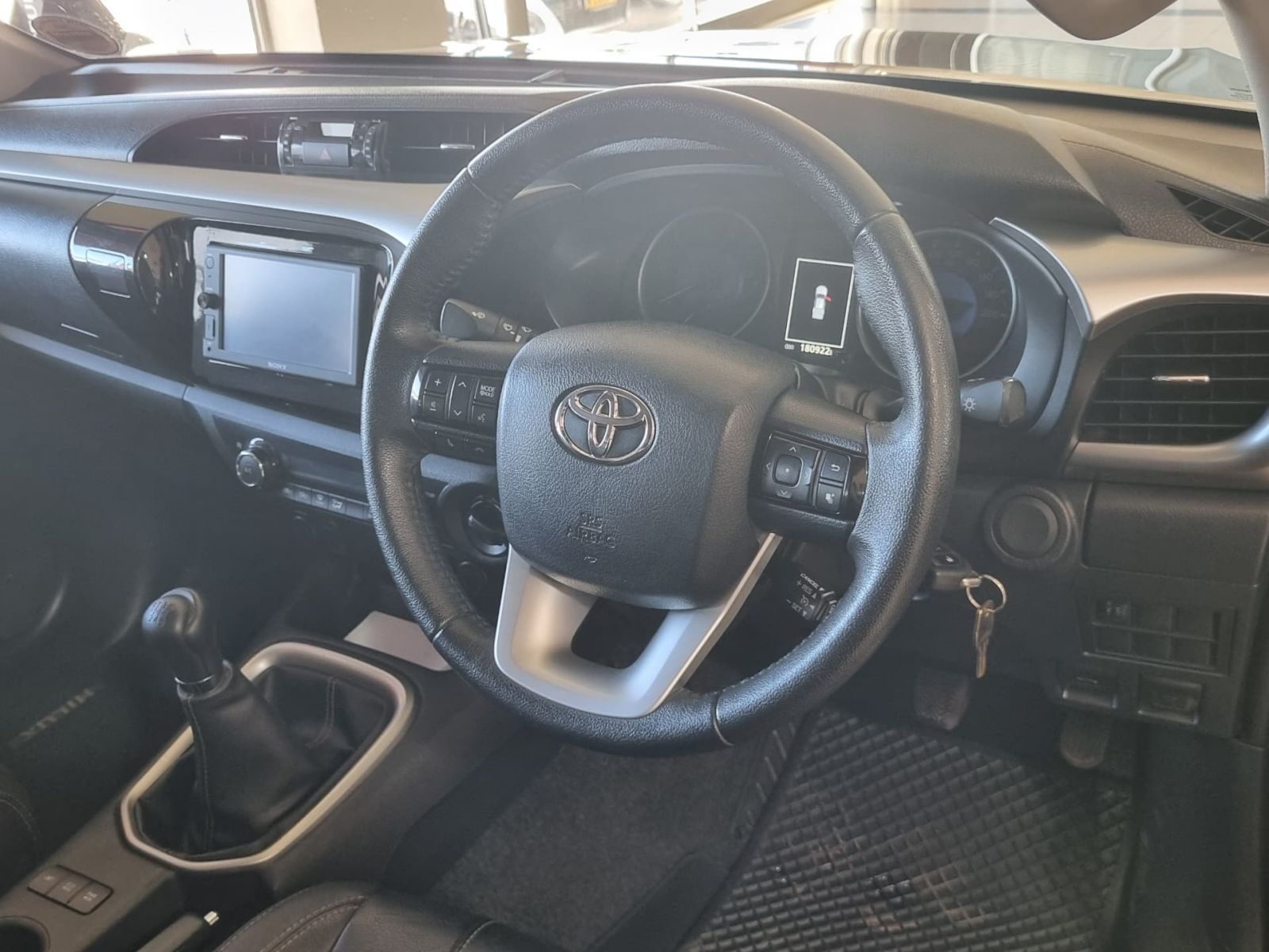 2016 Toyota Hilux photo 5