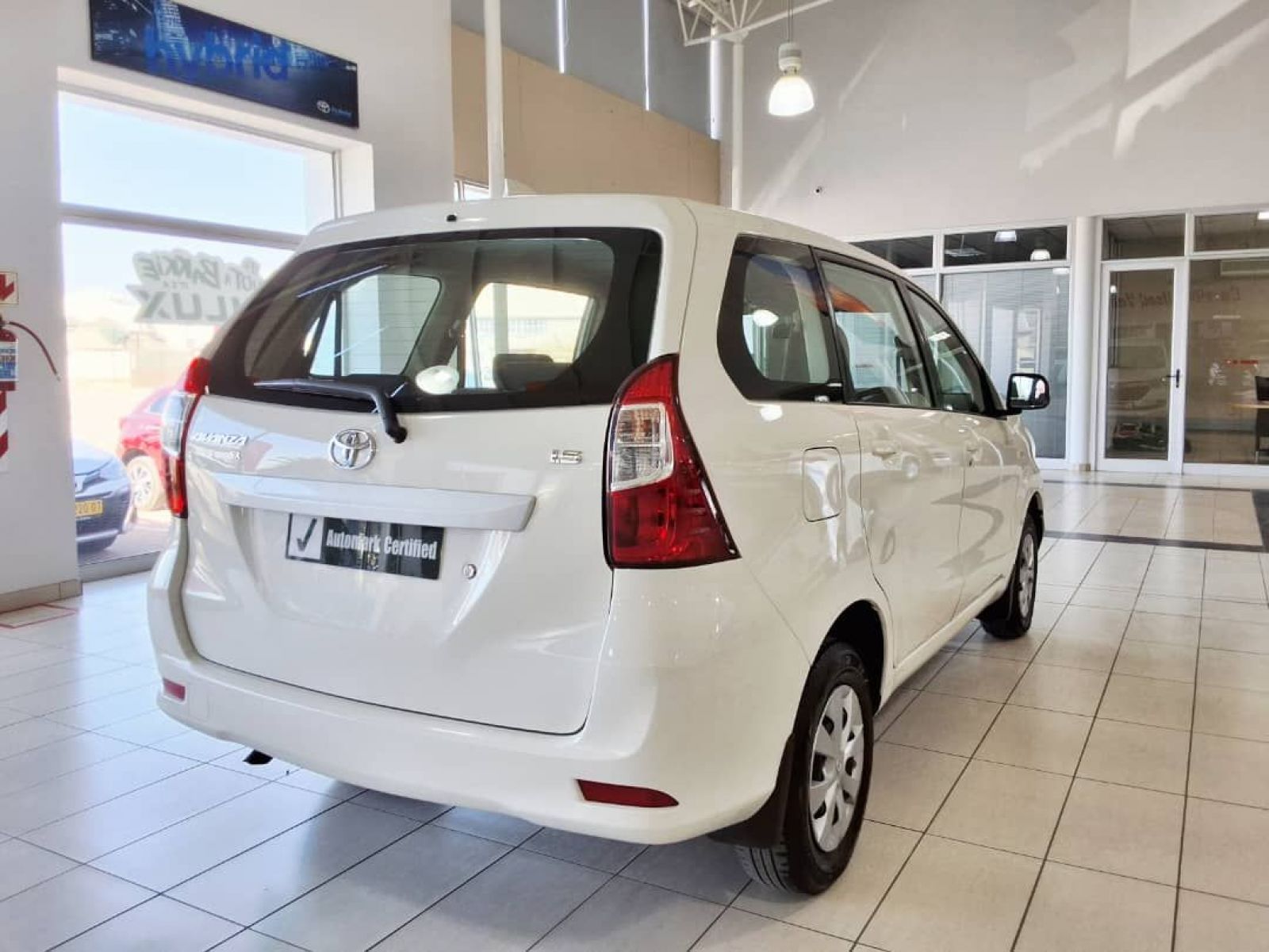 2021 Toyota Avanza photo 3