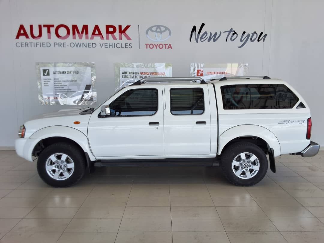 2018 Nissan Hardbody photo 5