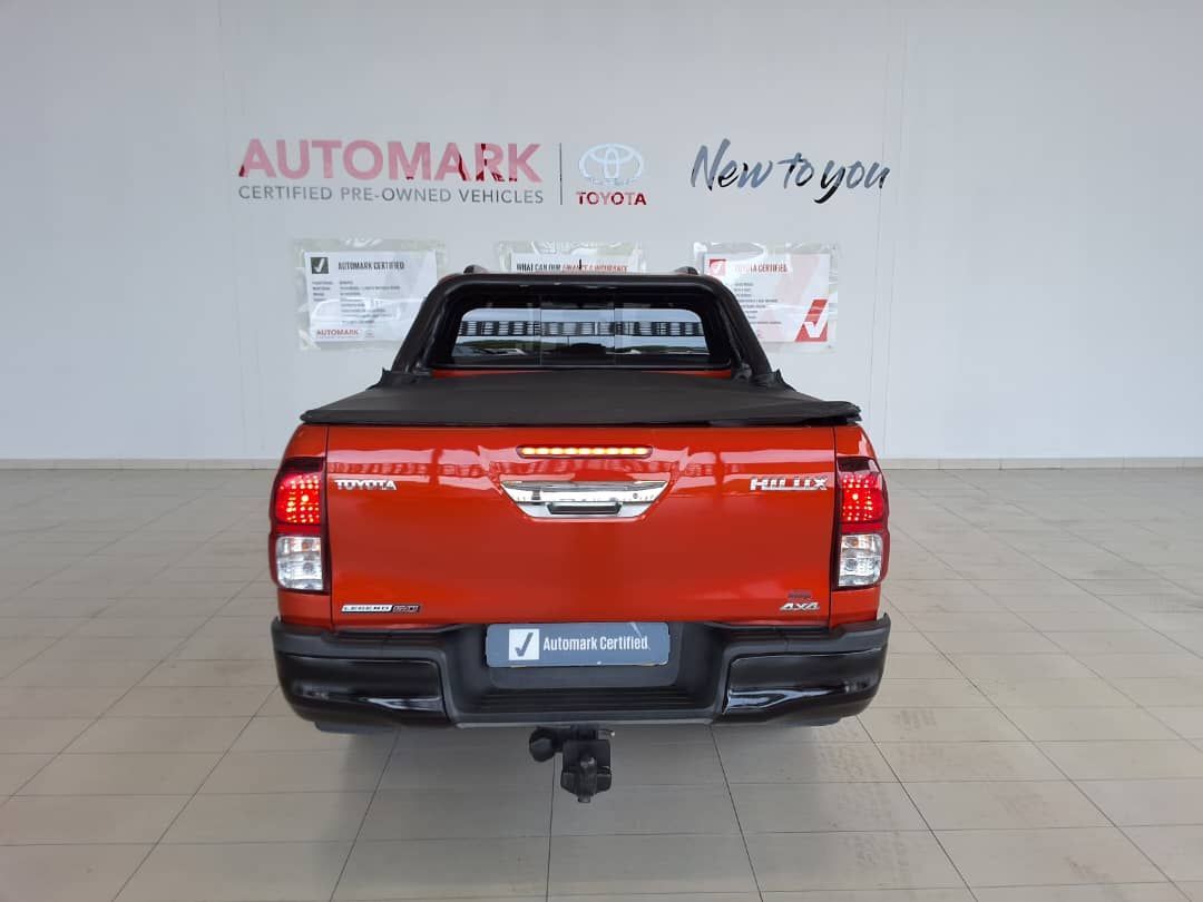 2019 Toyota Hilux photo 3