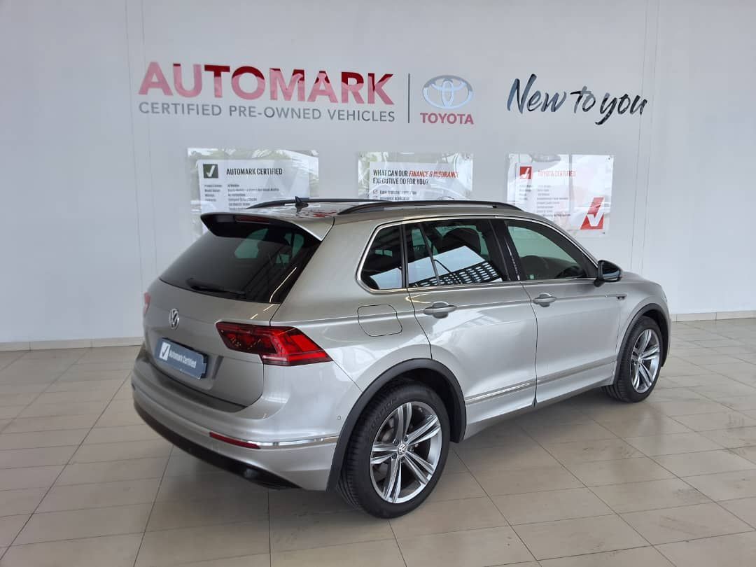 2020 Volkswagen Tiguan photo 2