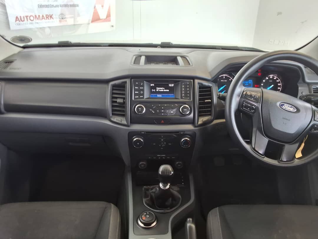 2019 Ford Everest photo 8