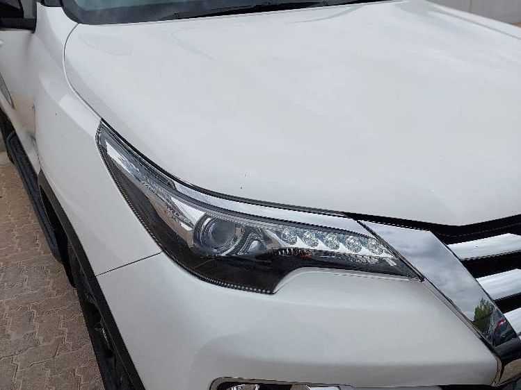 2020 Toyota Fortuner photo 8