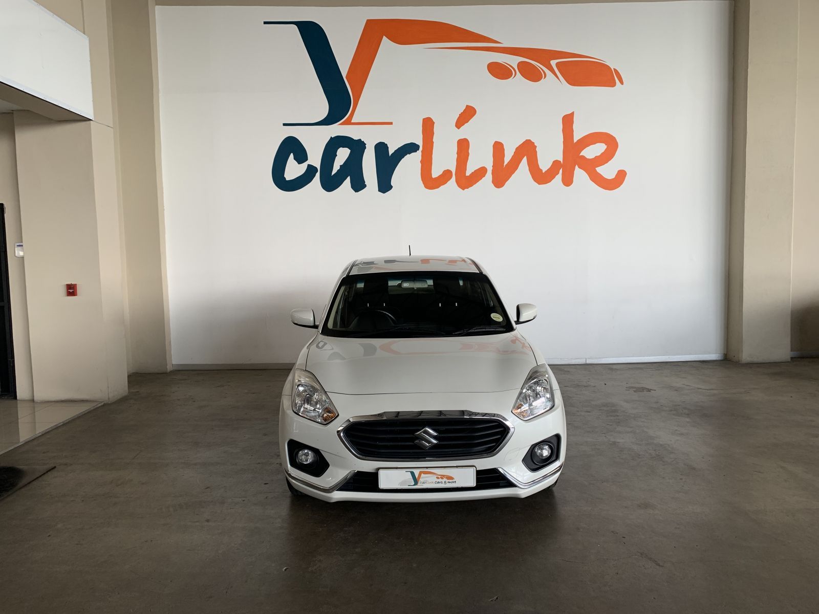 2020 Suzuki Swift photo 2
